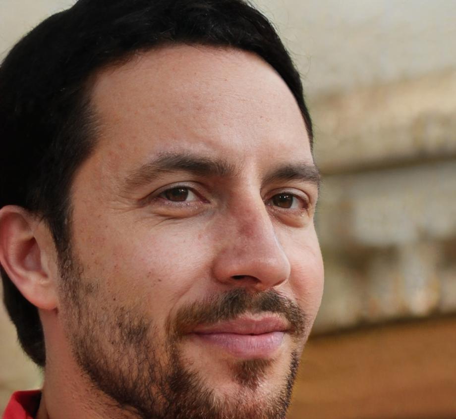 Portrait de Théo Larsson, formateur spécialisé en développement iOS
